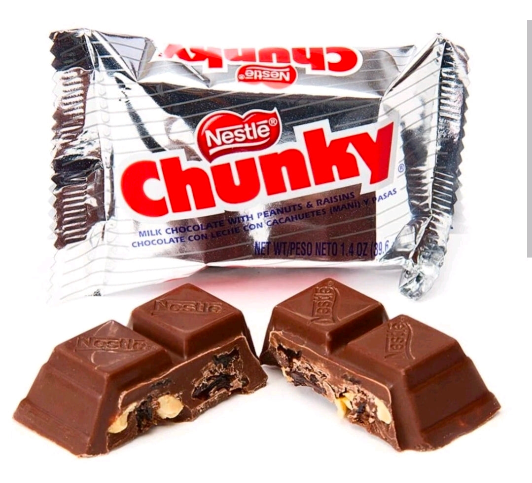 24x Bars Chunky Milk Chocolate With Peanuts & Raisins Candy Bar | 1.4oz