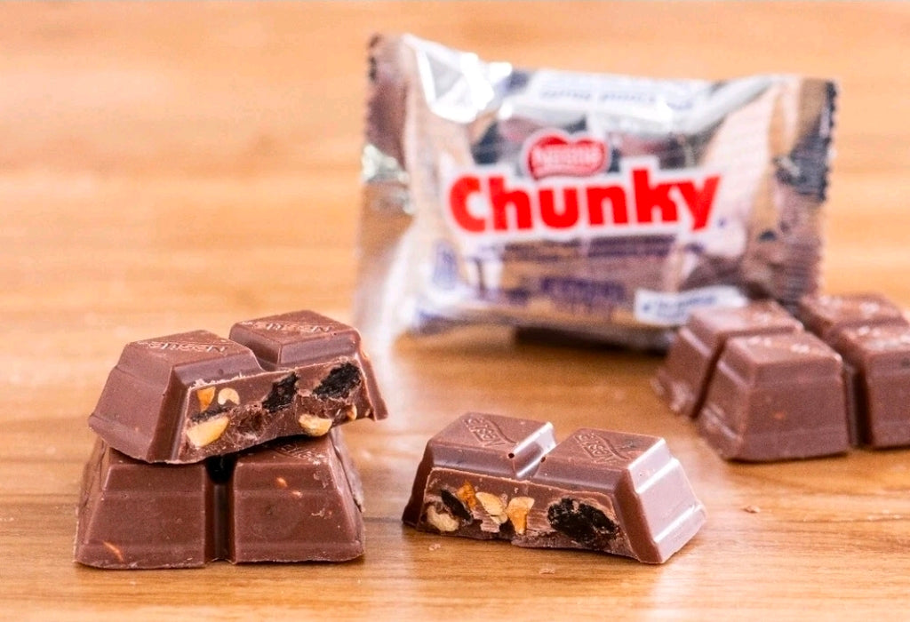 24x Bars Chunky Milk Chocolate With Peanuts & Raisins Candy Bar | 1.4oz